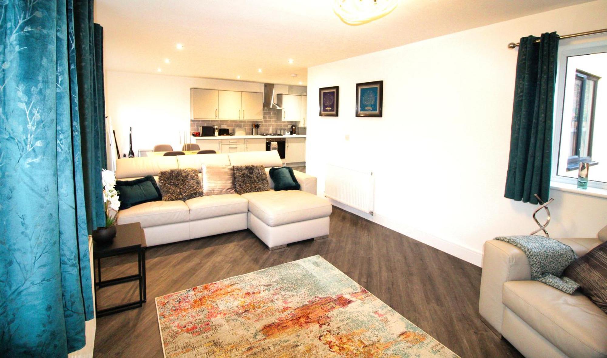 Rotherham - Rawmarsh - Great Customer Feedback - 2 Bed Bungalow - New Build - High End Furnishings - Wheel Chair Accessible - Large Enclosed Garden - Dog Friendly מראה חיצוני תמונה
